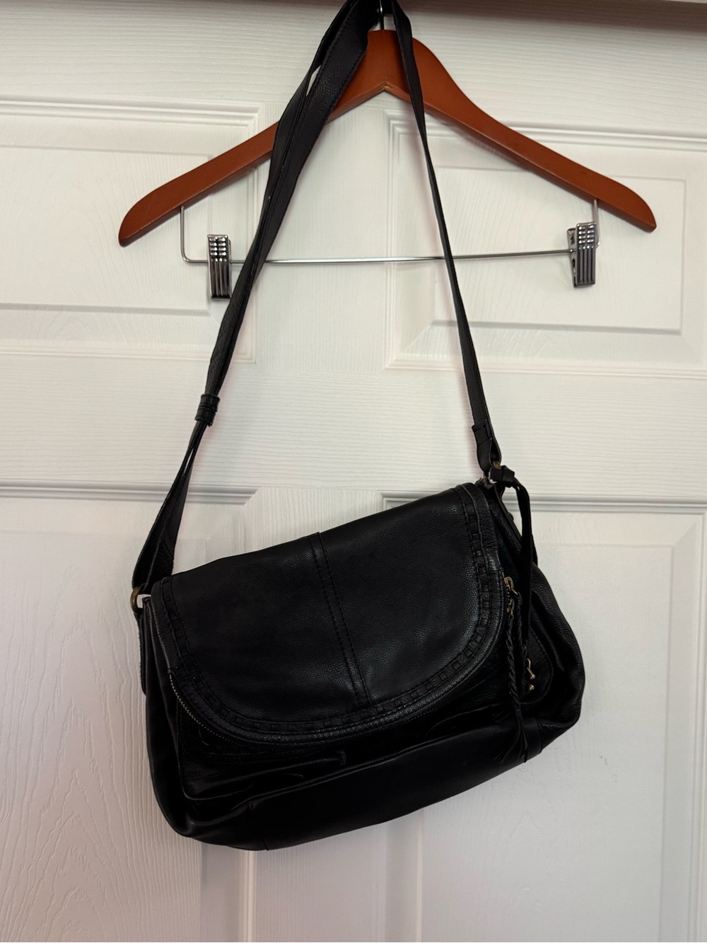 Lucky Brand Black Crossbody Shoulder Bag Boho Pocket Purse